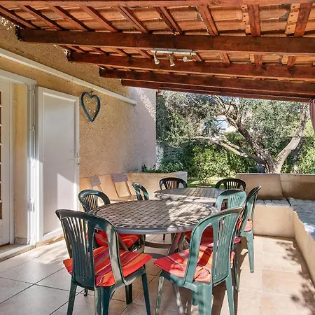 Сasa de vacaciones Lovely Home In Sainte Maxime